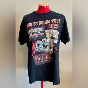 The Stadium Tour 2022 Concert Tee Size Medium